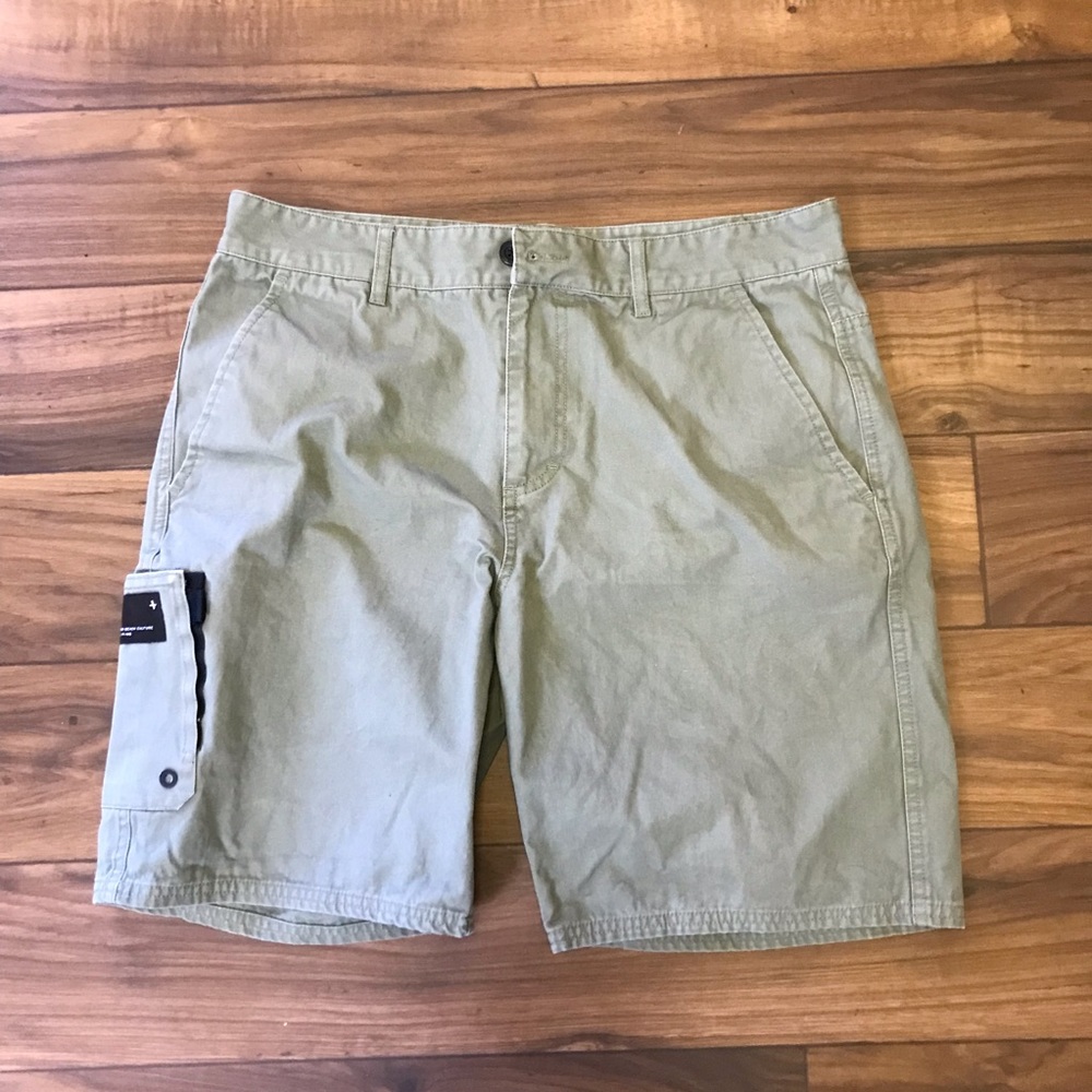 tavik modern beach culture freihter green shorts 9" sz 33 mens